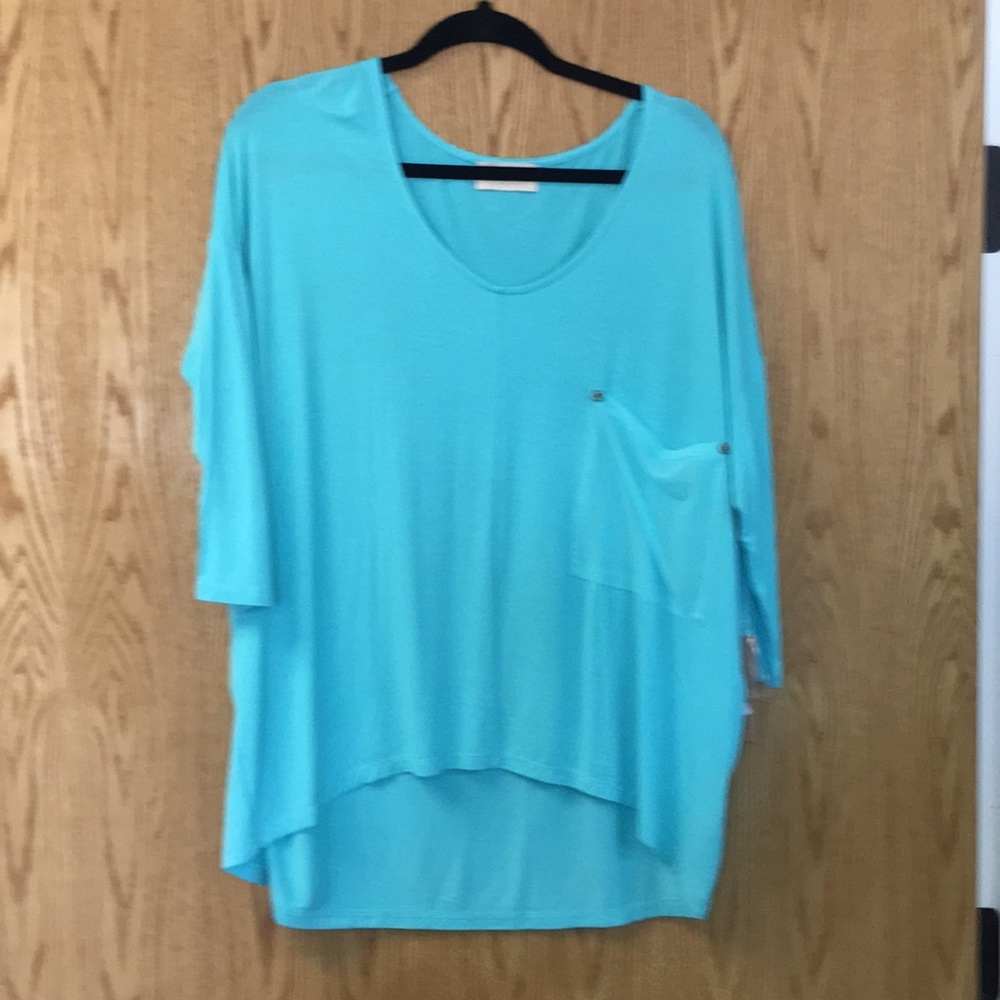 Turquoise color 3/4 sleeve top